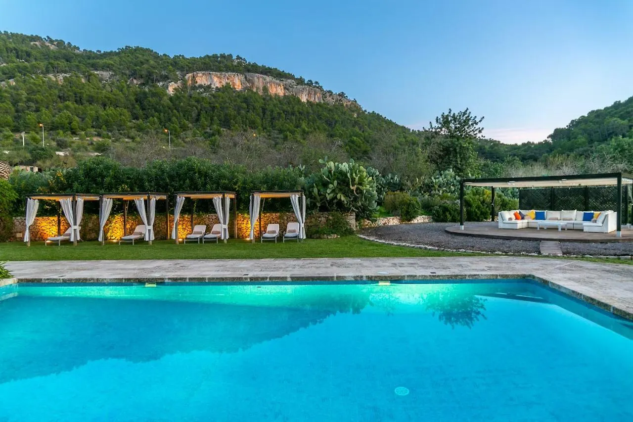 Historic House In Mallorca Up To 12 Guests Andratx